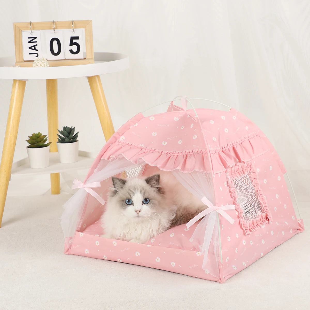 Stylish Cozy Winter Cat Tent Bed 
