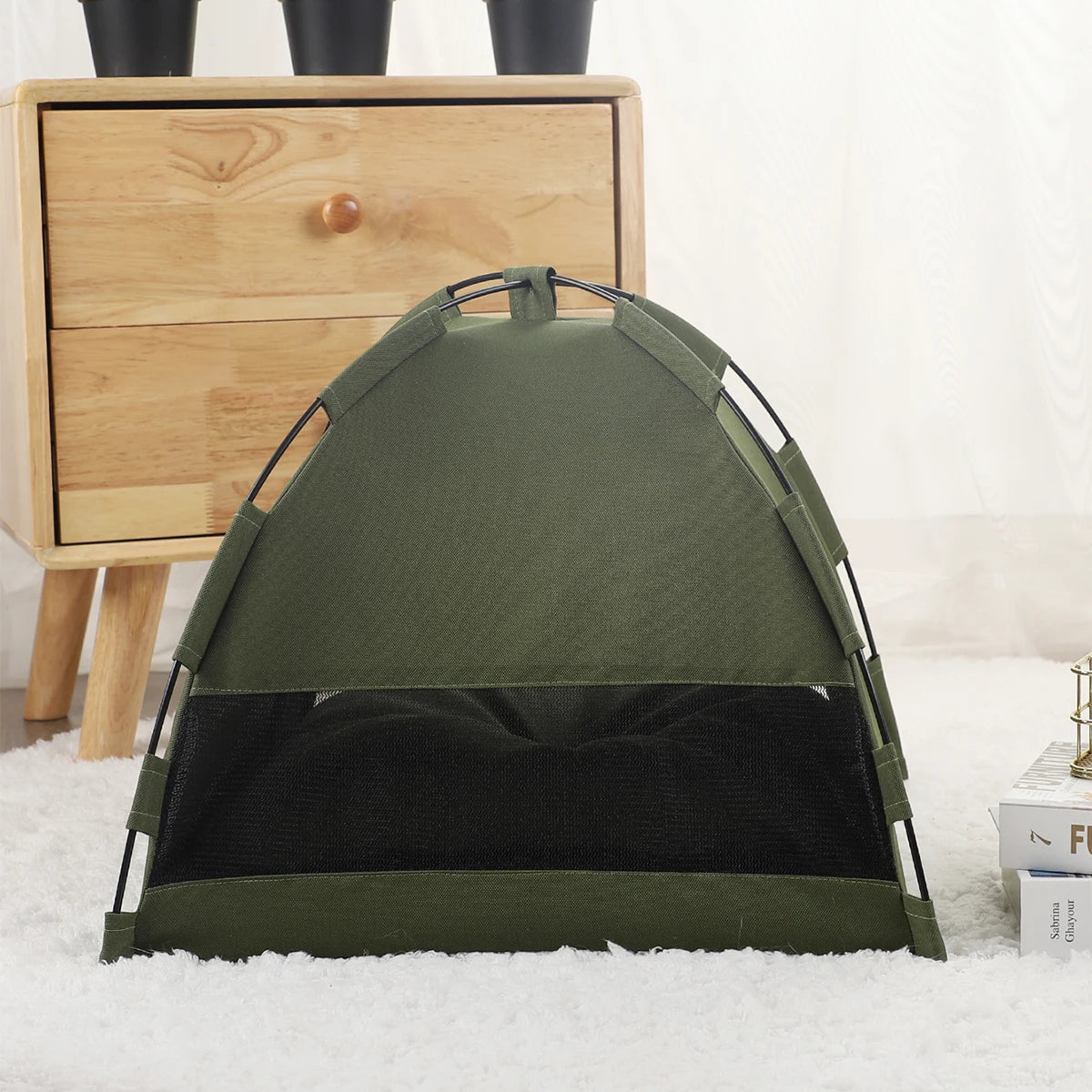 Stylish Cozy Winter Cat Tent Bed 